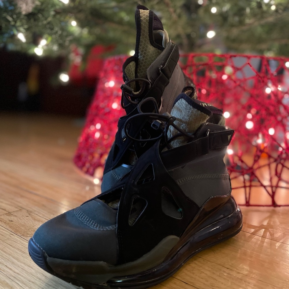 Nike Jordan Air Latitude 720